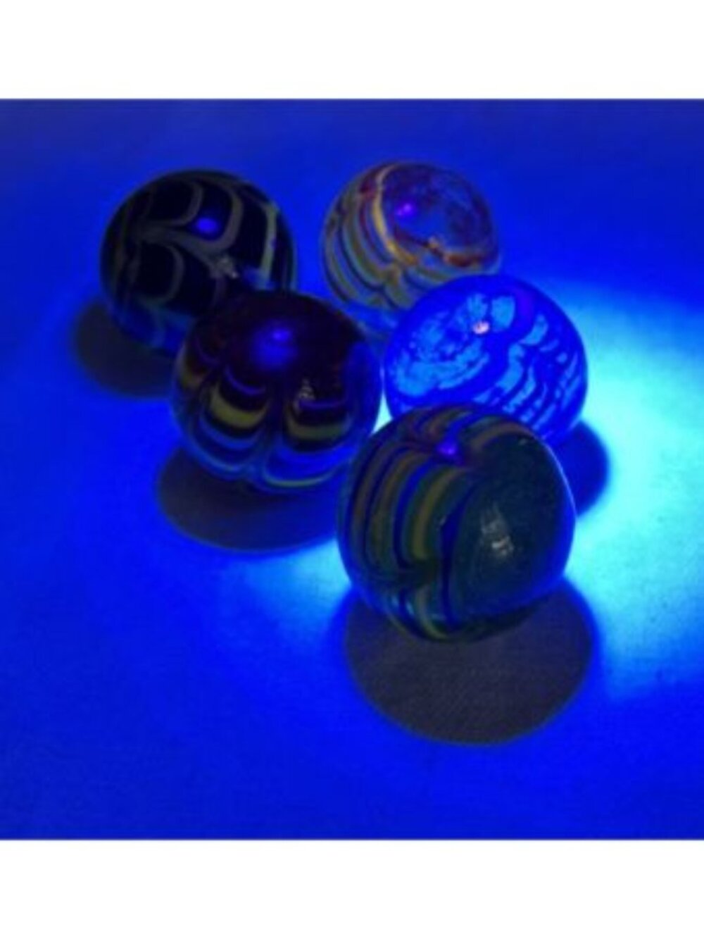 House Of Marbles Shooter Marbles UV Glows 24mm Lot of 5 - Picture 6 of 6